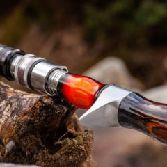 カスタムペイントを施したホールドハンドルの受注開始