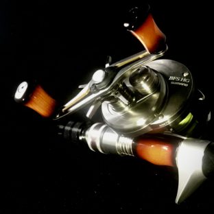 ウッド製ハンドルノブのカスタムペイント