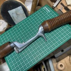 被せ式ヘッドキャップを使用したフロントグリップ製作