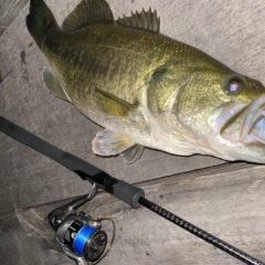 【お客様写真提供】トラウト用コンパクトロッドと琵琶湖バスロッドの製作