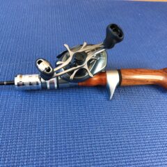 花梨端材を使用したガングリップ